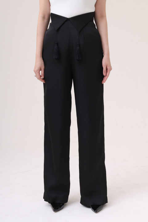 Pu'er Pants in Black