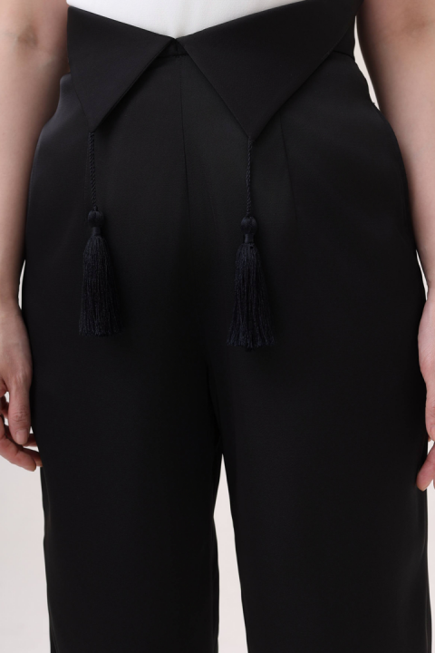 Pu'er Pants in Black