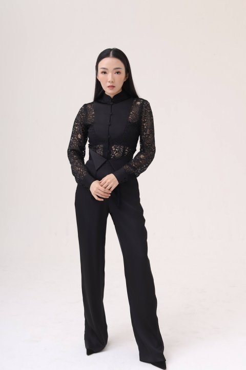 Chrysant Top in Black