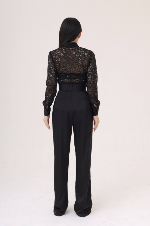 Chrysant Top in Black