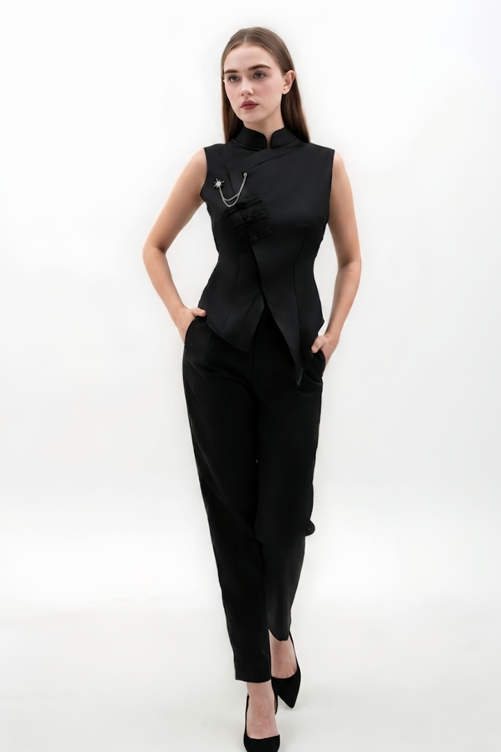 Zhu Jiang Pants in Black